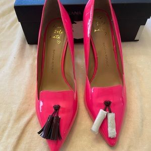 Hot pink patent leather banana republic heels size 9.5
